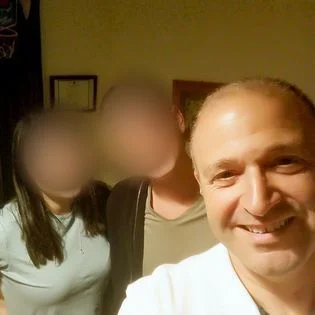 יובל לחנה עם קבוצת תלמידים בסדנה
